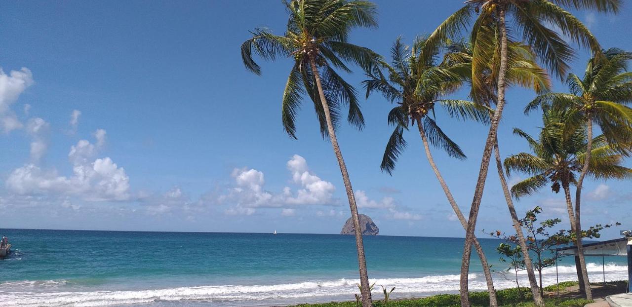 Studio Evasion Tropicale Diamant Luaran gambar